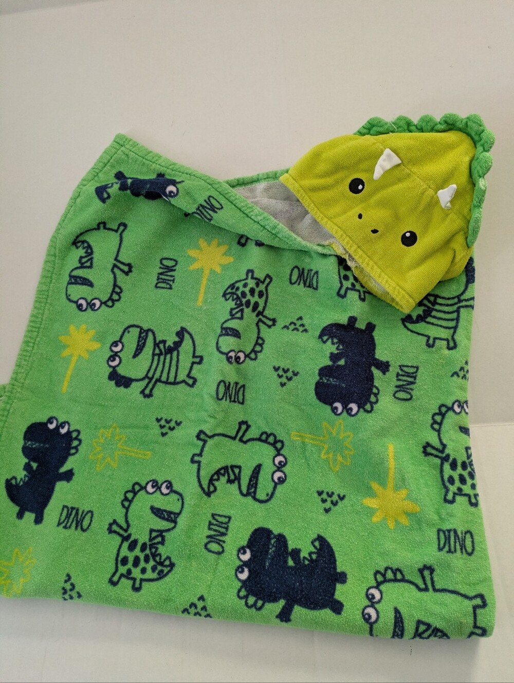 Dinosaur hooded child cartoon towel cotton unisex green & blue.